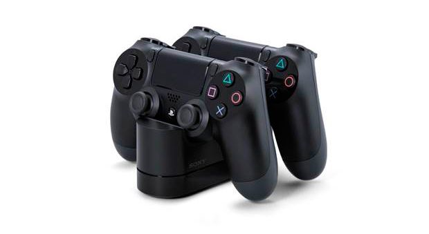 DualShock 4 Charger und PS4 Vertical Stand vorgestellt