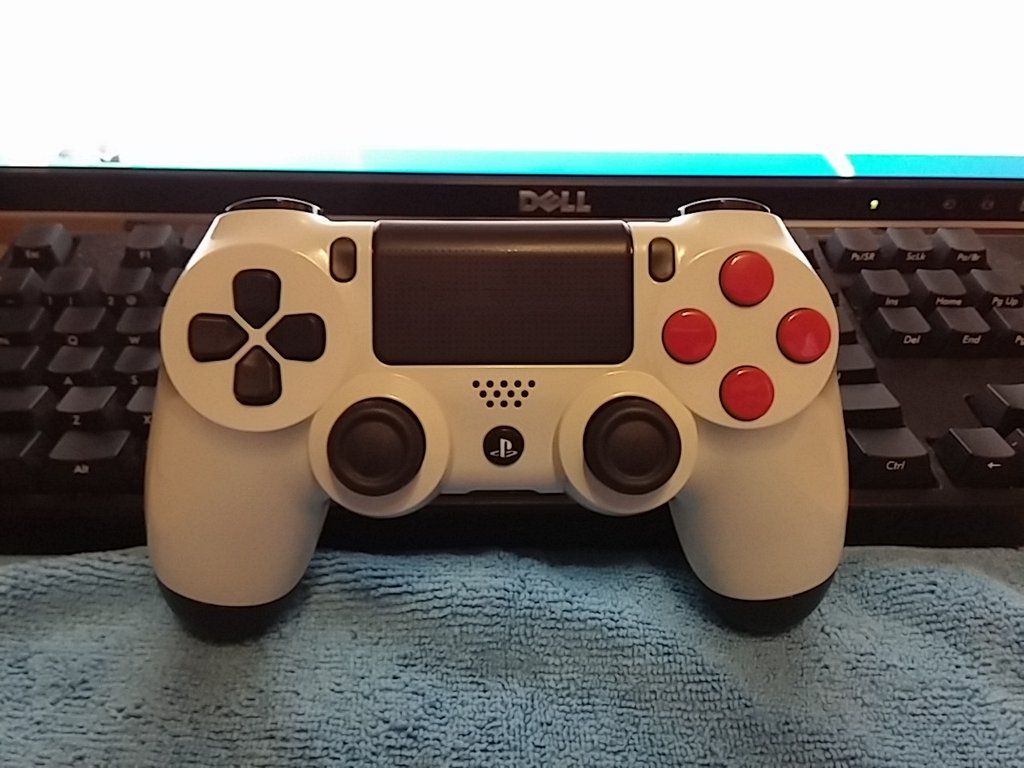 NES-Style PS4 DualShock 4 Controller